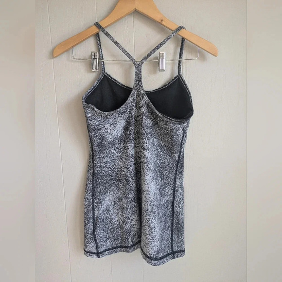 Lululemon Power Y Tank in White Black size‎ 6 Yoga Running Active Performance - Picture 4 of 6